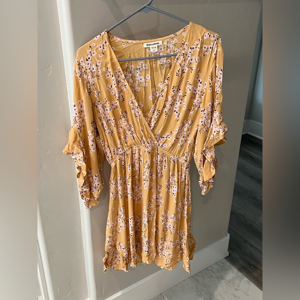 Billabong summer dress